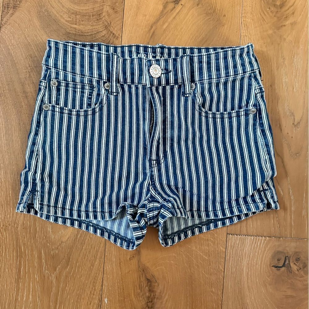 American Eagle High Waist Stretchy Striped Shorts